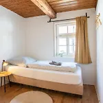 Bergsonnen-stuben *